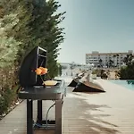 Beachfront Blue Waves *