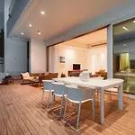 Beachfront Blue Waves וילה פרוטאראס
