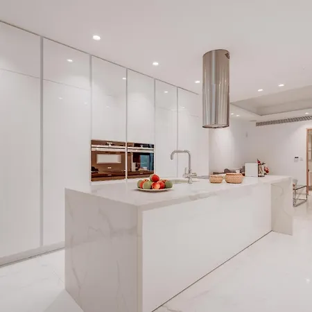 Beachfront Blue Waves *