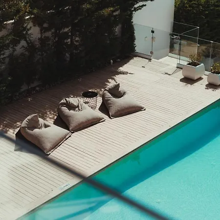 Beachfront Blue Waves Villa *