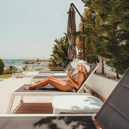 Beachfront Blue Waves