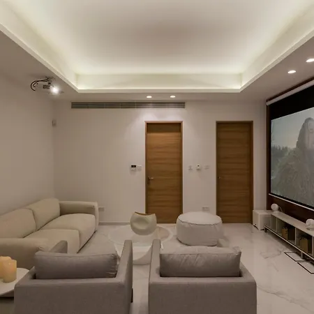 Beachfront Blue Waves ヴィラ プロタラス