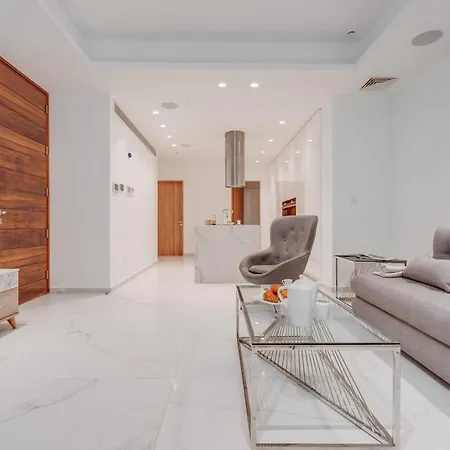 ヴィラ Beachfront Blue Waves